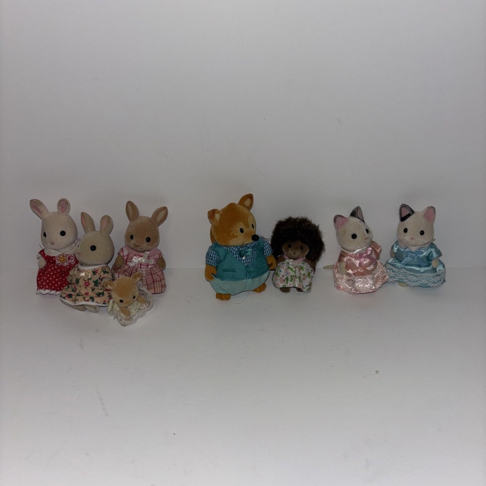 Calico Critters Lot of 8 Collectible Figures Woodland Friends